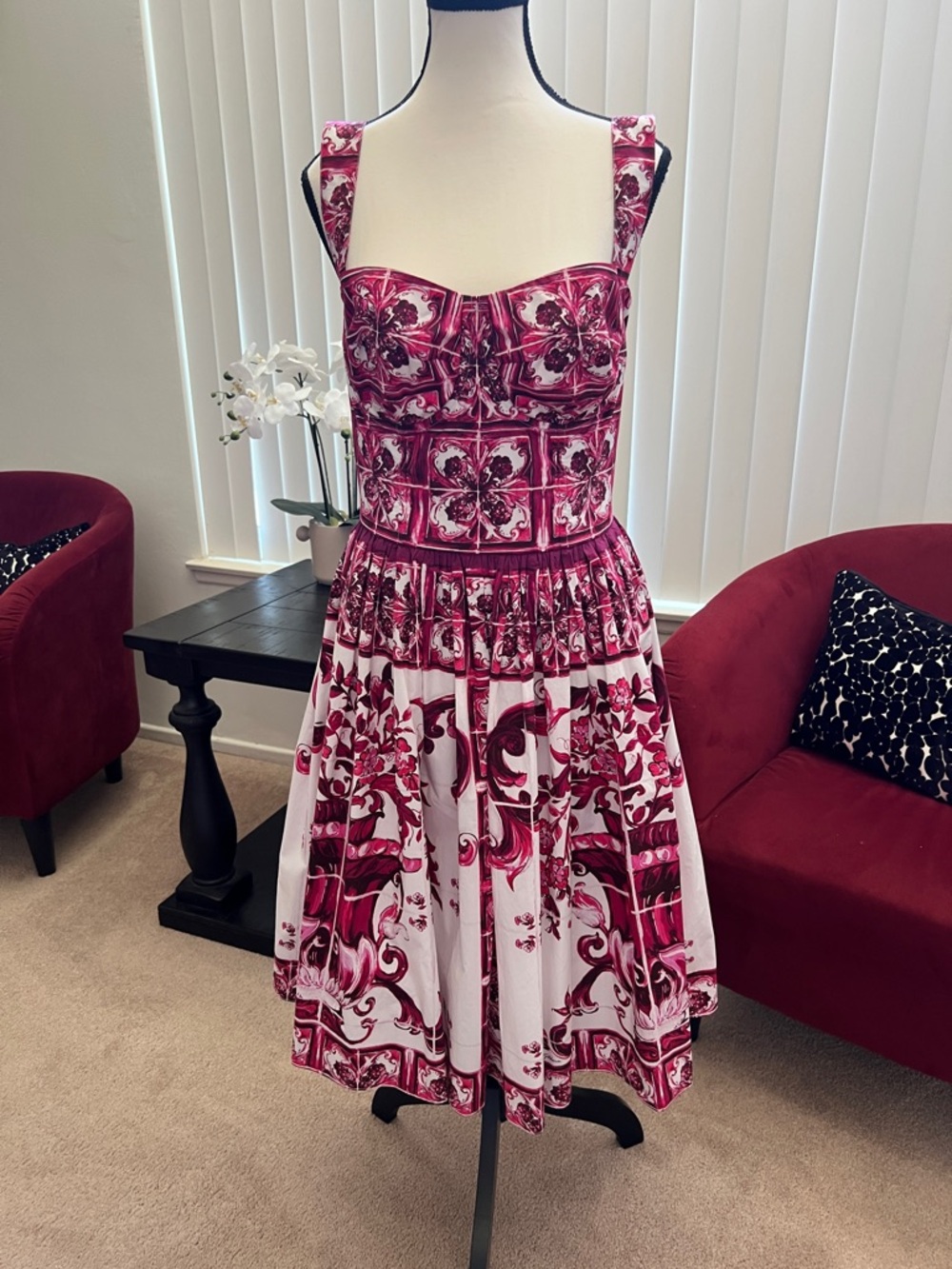 Dolce & Gabbana Pink and White Maiolica Print Dress - Picture 3 of 12